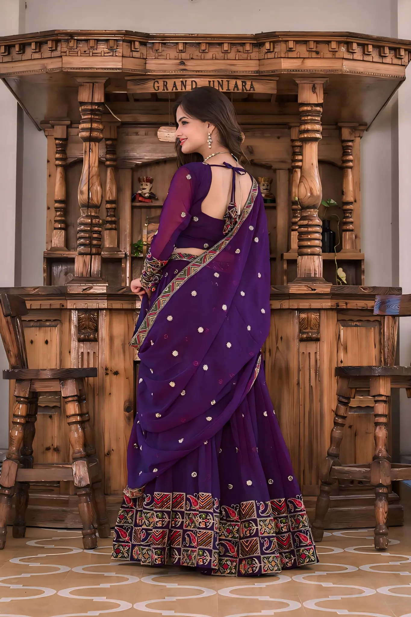 BEUTIFUL ATTRACTIVE DESIGNER LEHENGA CHOLI