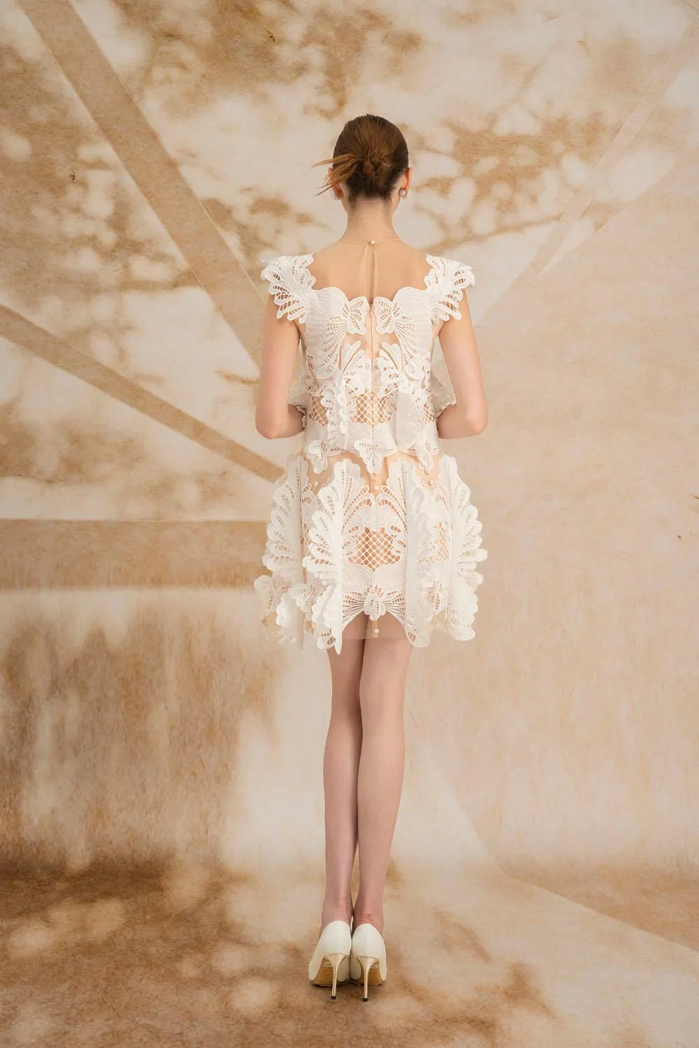 Fiamma Trapezoid Cap Sleeved Cotton Lace Mini Dress