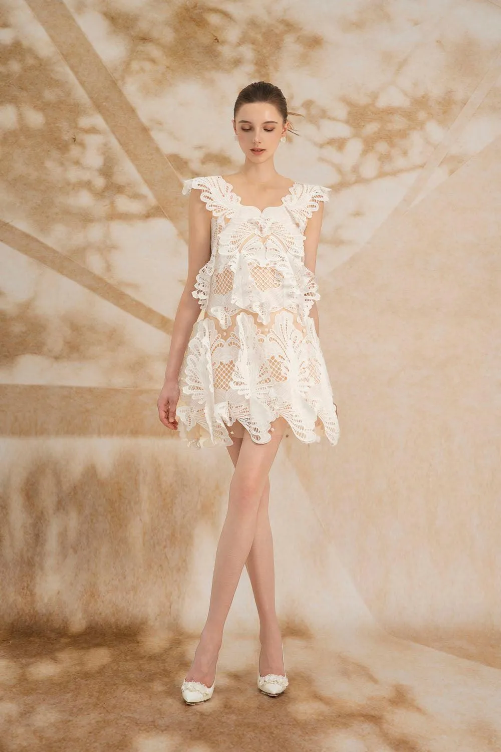 Fiamma Trapezoid Cap Sleeved Cotton Lace Mini Dress